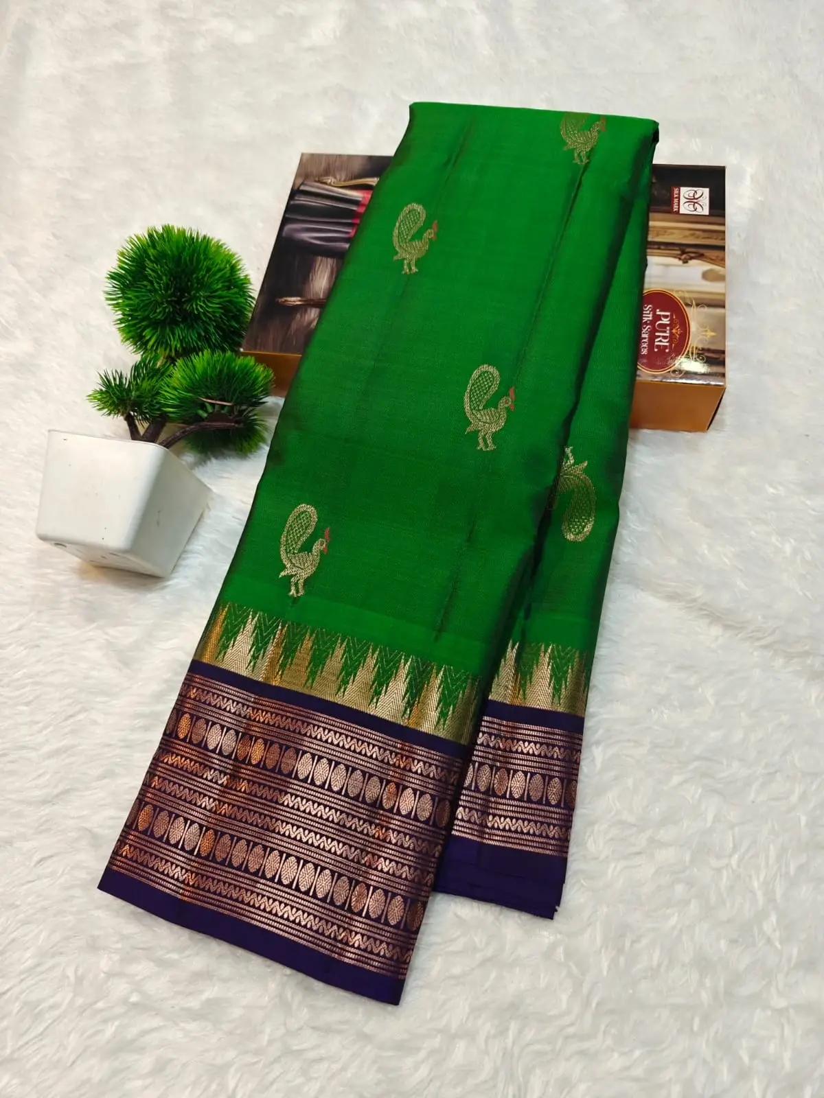 Emerald Green Peacock Buttas Kanchi Handloom Soft Silk Saree